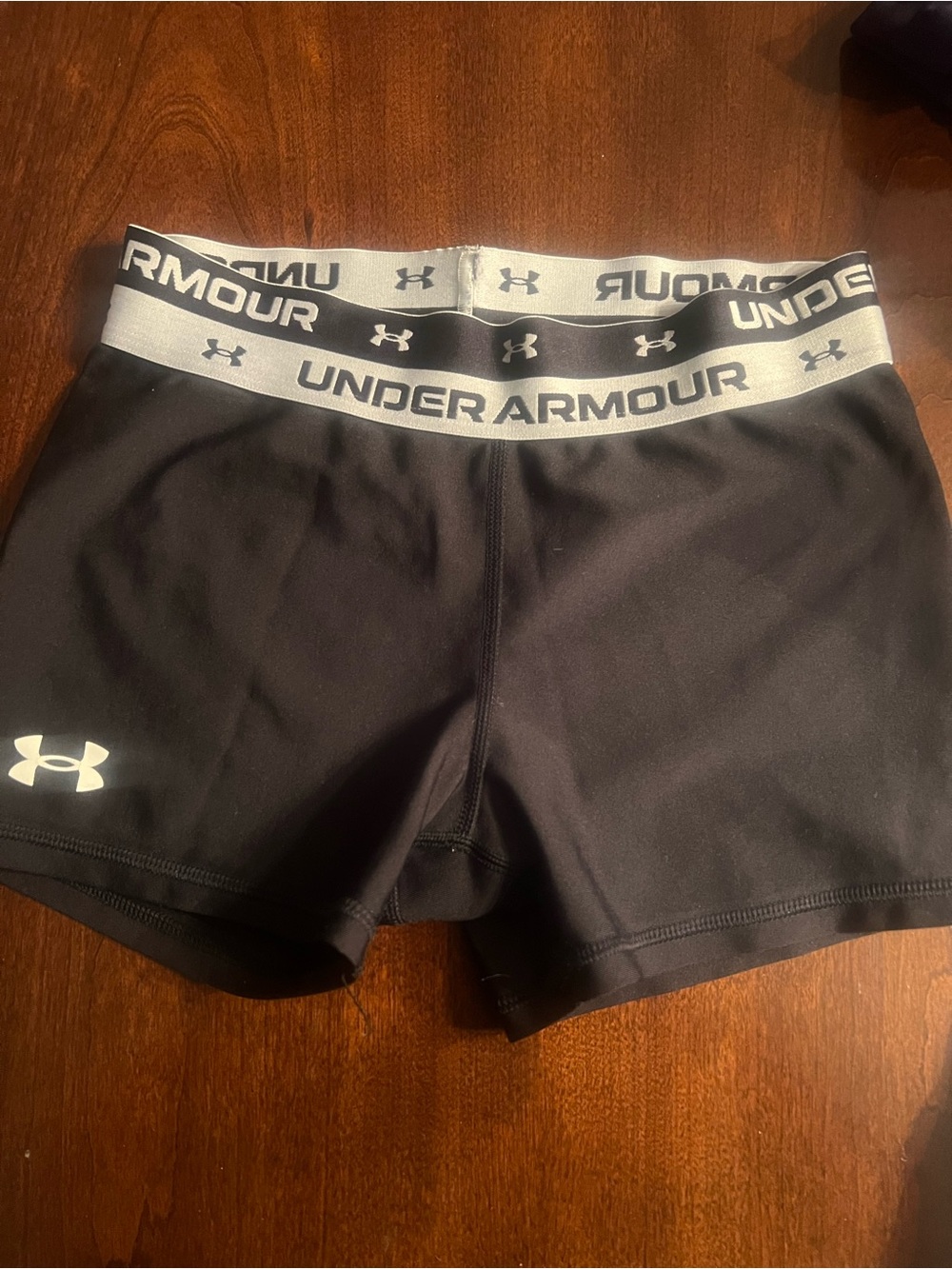 Under Armour shorts size medium